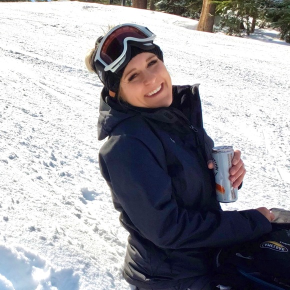 Meet your Posher, Kelli - Picture 3 of 3